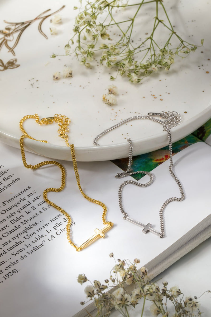 Colier din argint Cruce (Silver/Gold) – Moreas Jewelry